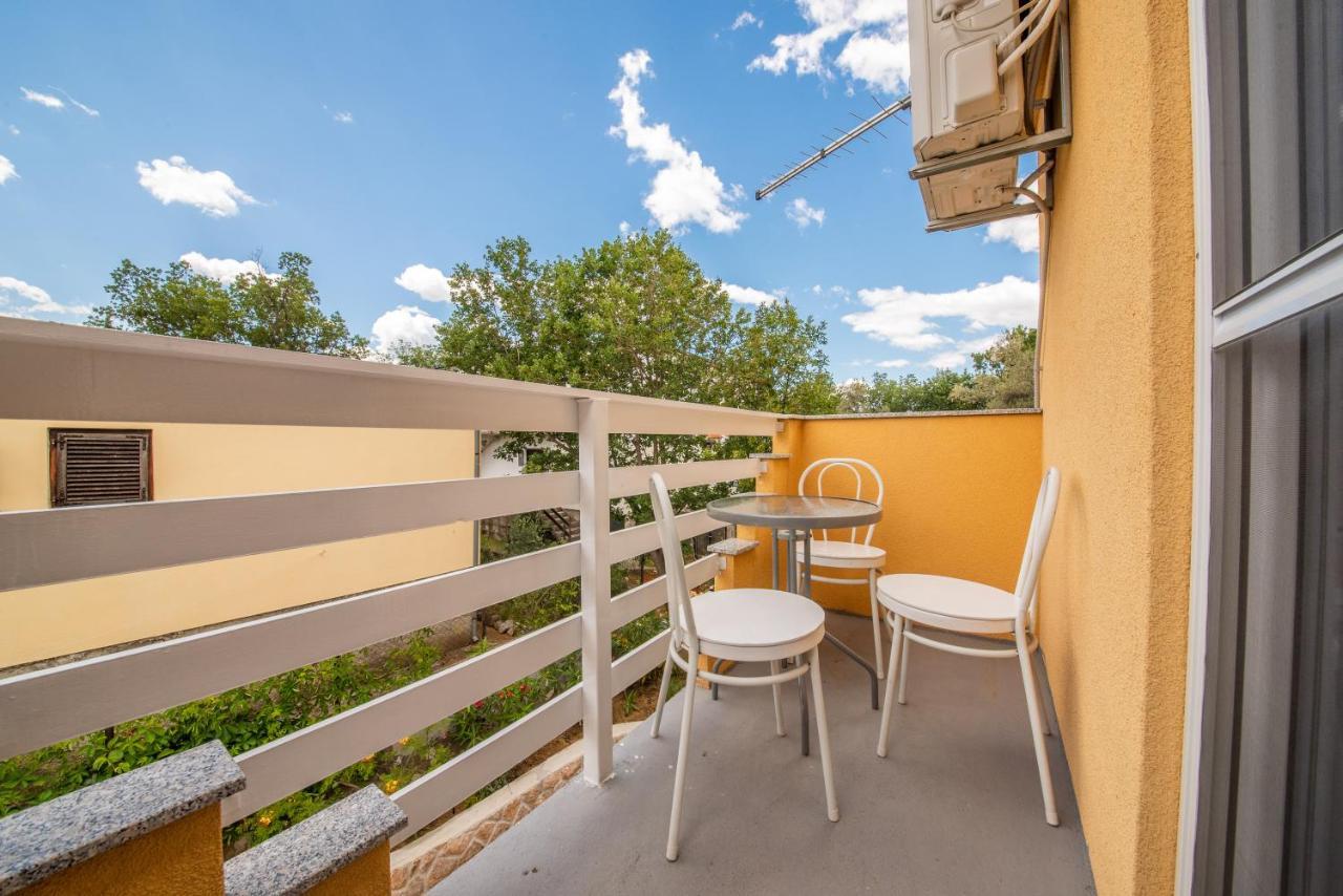 Apartmani Manita Paklenica Seline Exterior foto