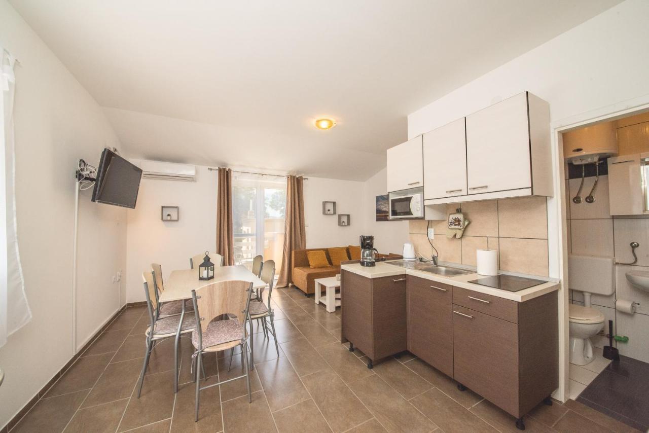 Apartmani Manita Paklenica Seline Exterior foto
