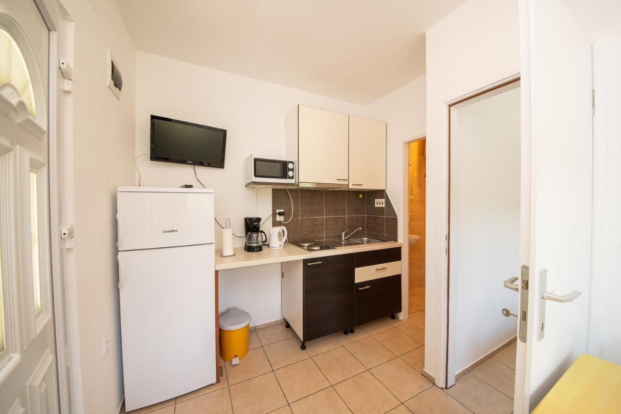 Apartmani Manita Paklenica Seline Exterior foto